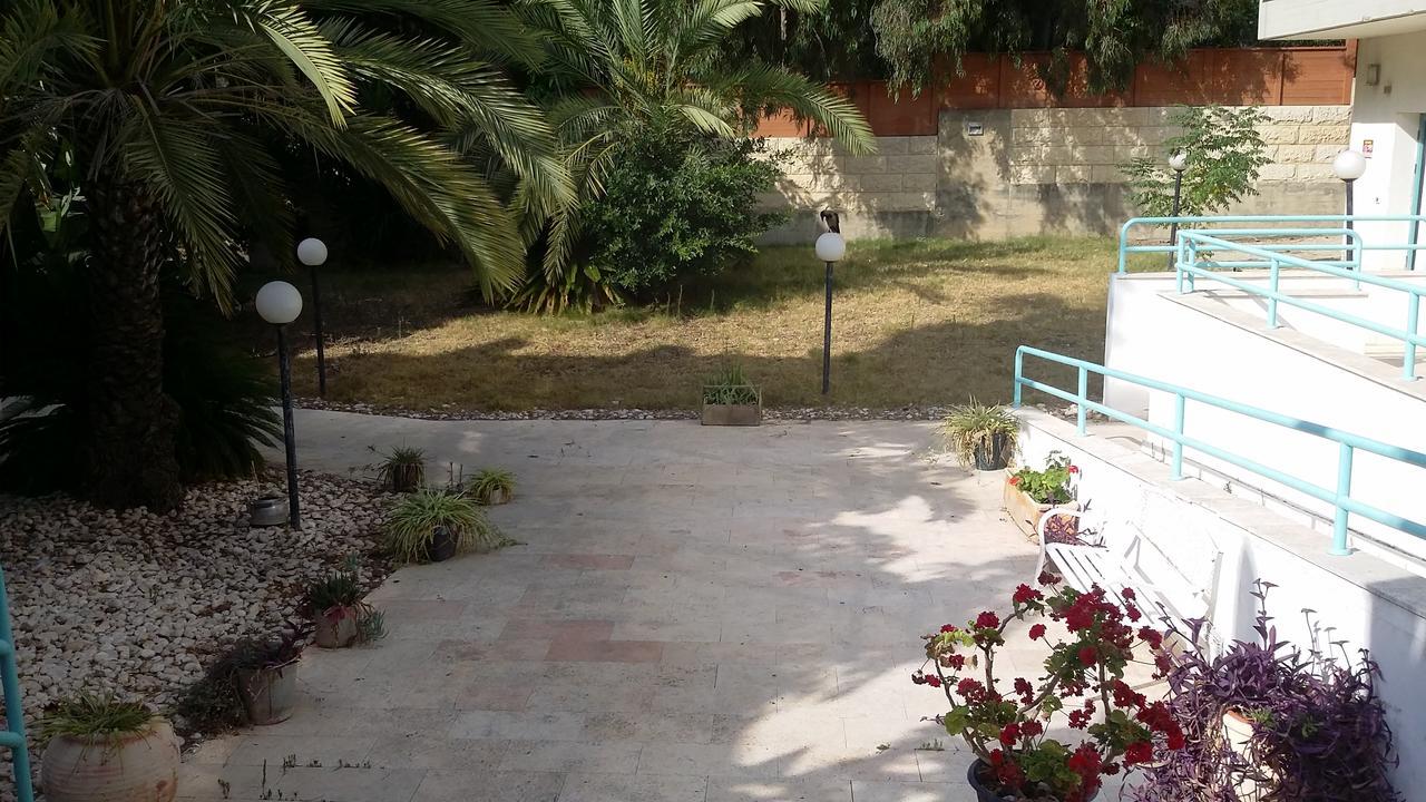 Carmel Mountain Motel Haifa Bagian luar foto