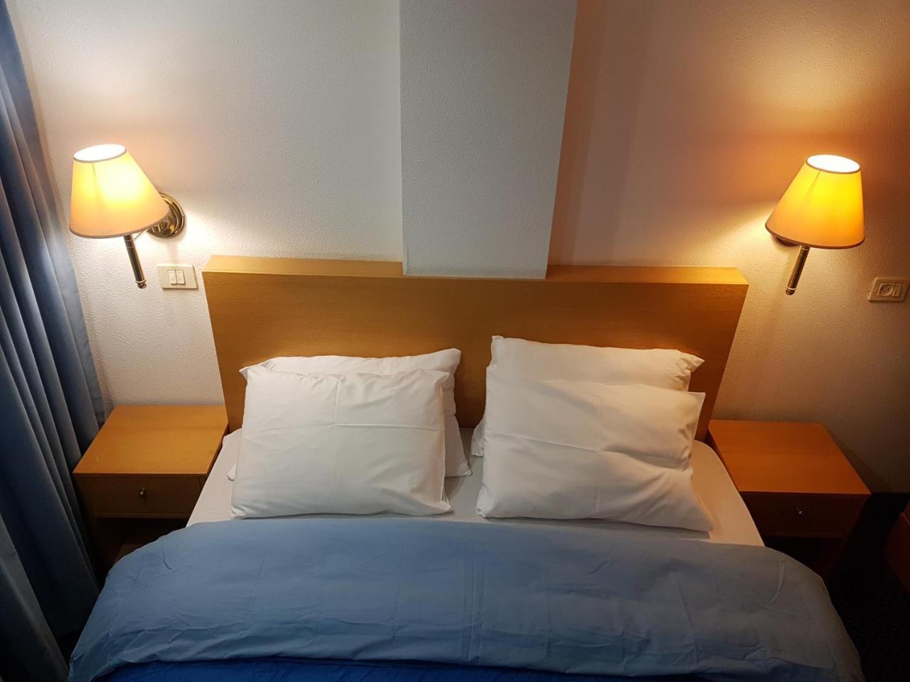 Carmel Mountain Motel Haifa Bagian luar foto