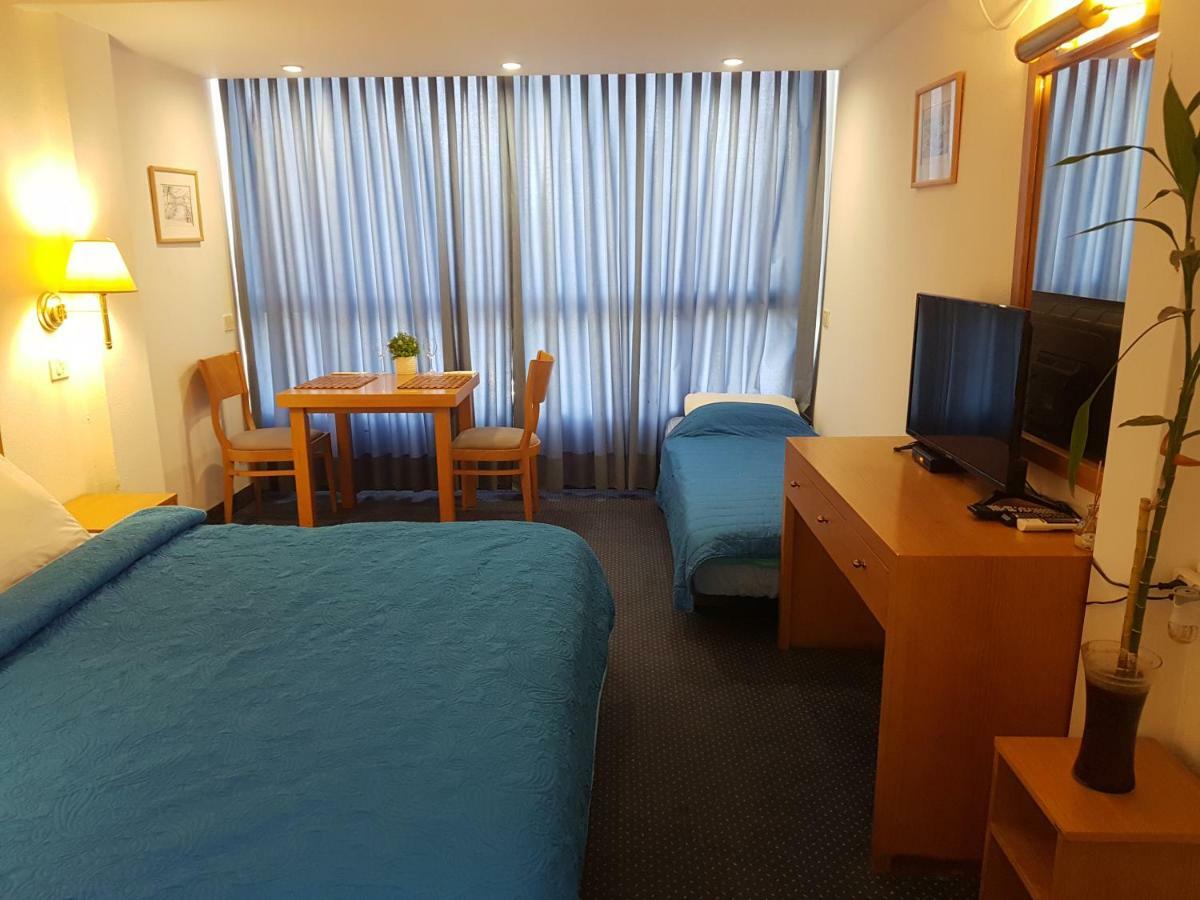 Carmel Mountain Motel Haifa Bagian luar foto
